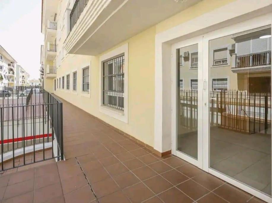 Alojamiento Con Piscina Y Parking En Sevilla Ла-Альгаба Экстерьер фото